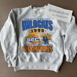 Vintage Kentucky Wildcats Basketball Sweatshirt, Kentucky Wildcats NCAA Shirt